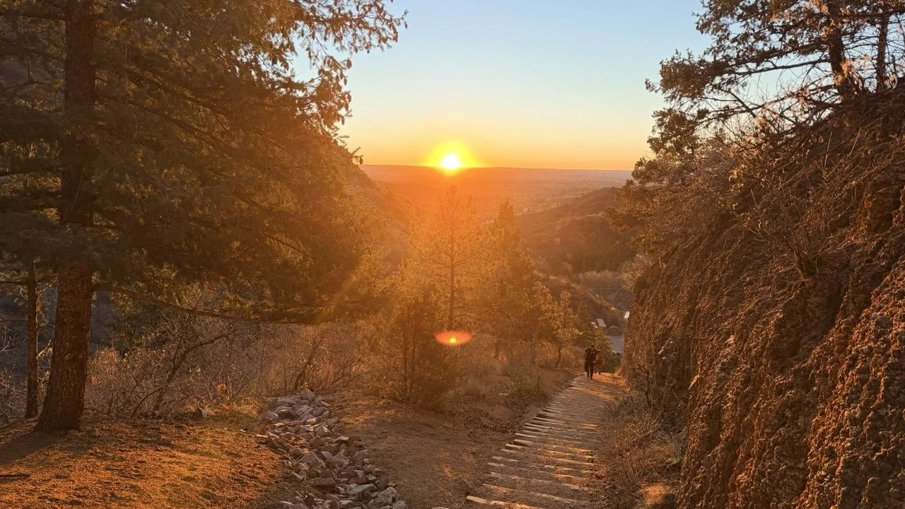 manitou incline at dawn