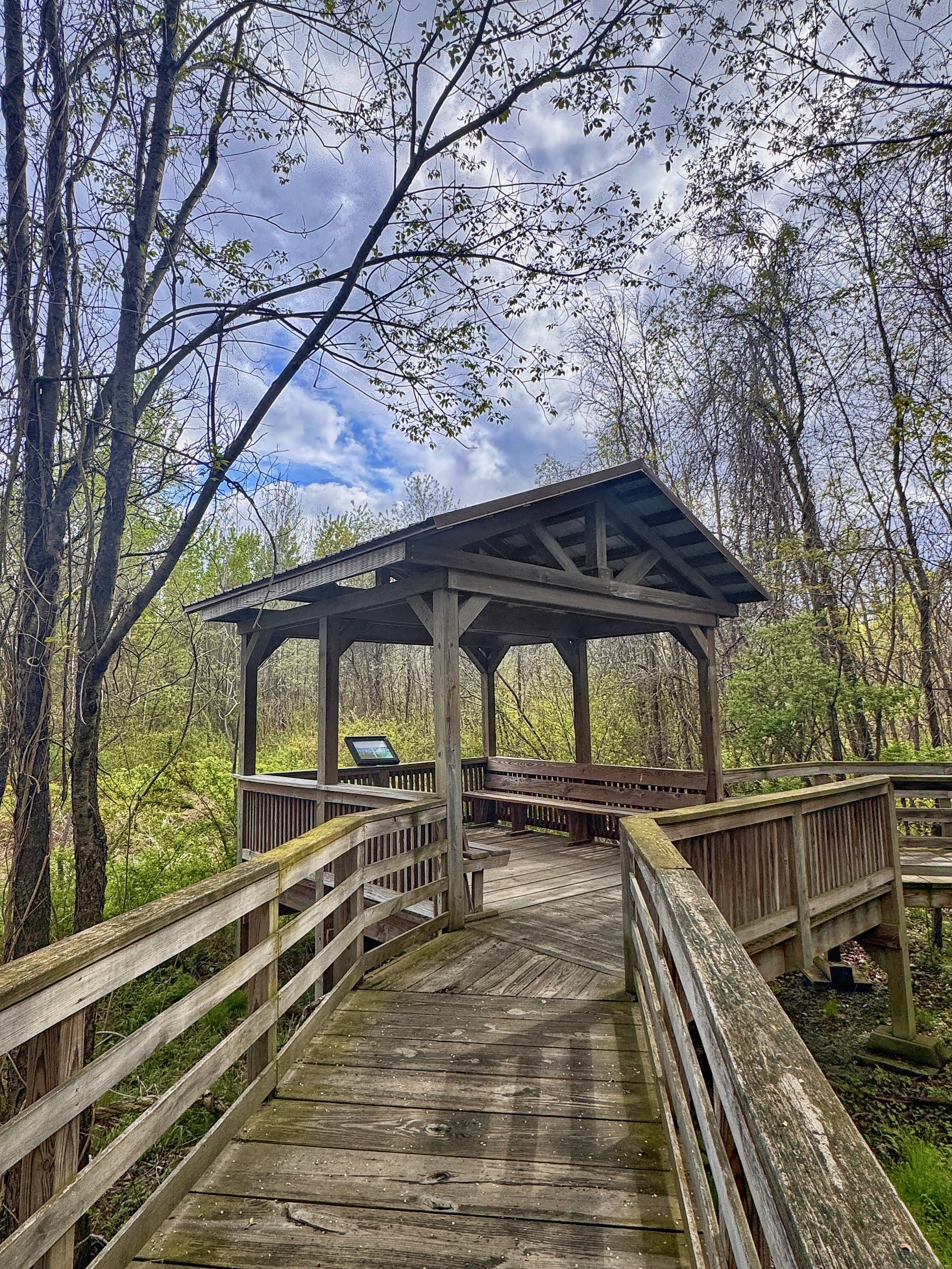 Covered observation deck along the Fort River Trail in Hadley, Massachusetts
