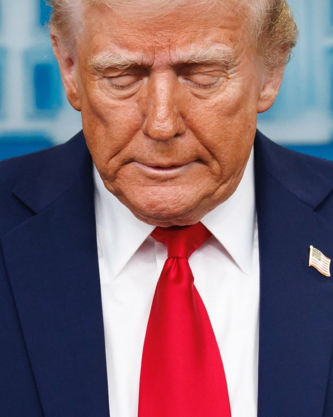 Images from various scenes after American Airlines flight 5342, which was en route from Wichita, Kansas, collided with an Army Black Hawk helicopter during the passenger jet&rsquo;s final approach to Reagan National Airport. (Joshua Sukoff/@medilldc)