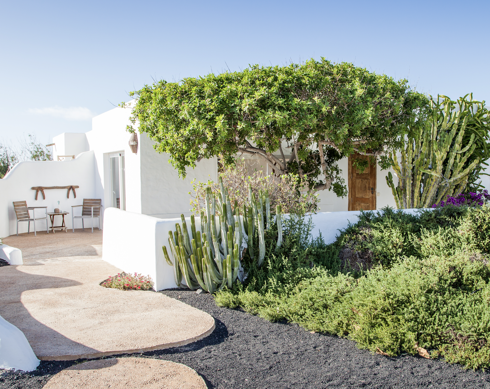 Suite Tierra, terraza sur sobre el volcano