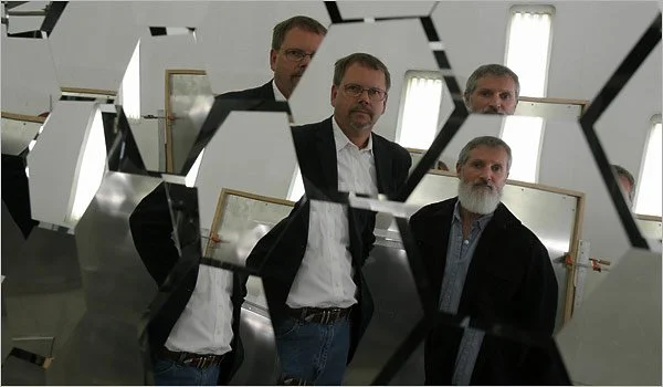 The Wizard Behind The Curtain: Carlson And His Company Make Artists’ Visions A Reality