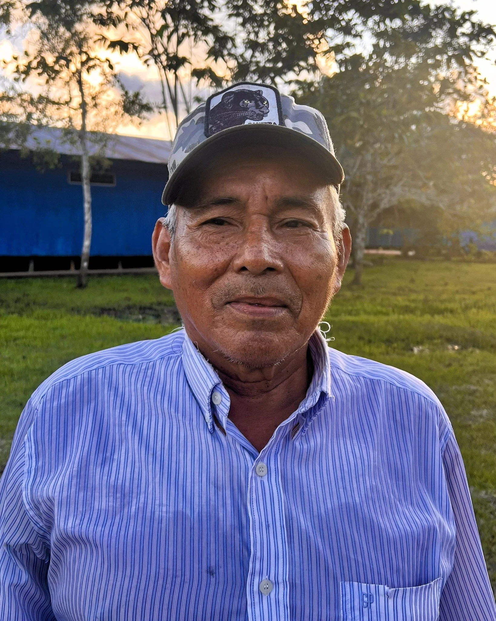 Maestro! 👊🧙✨🌳

Changing lives, one quarter-cup at a time 😄
.
.
.
#maestrodonalberto #casadelmaestro #ayahuascaretreat #plantmedicine #ayahuasca #gratitude #ayahuascaperu #palero #plantdoctor #plantmedicineperu