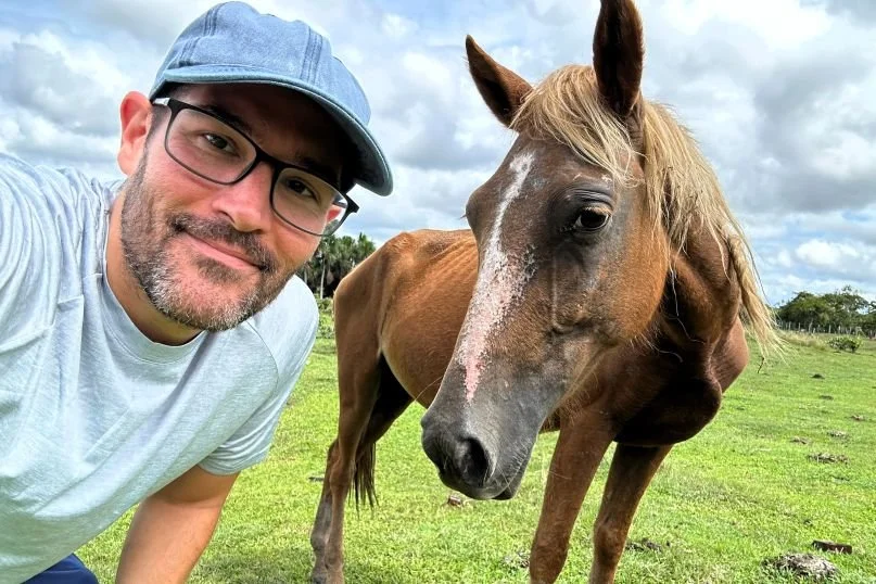 retreat guest with horse on land at casa-review.jpg