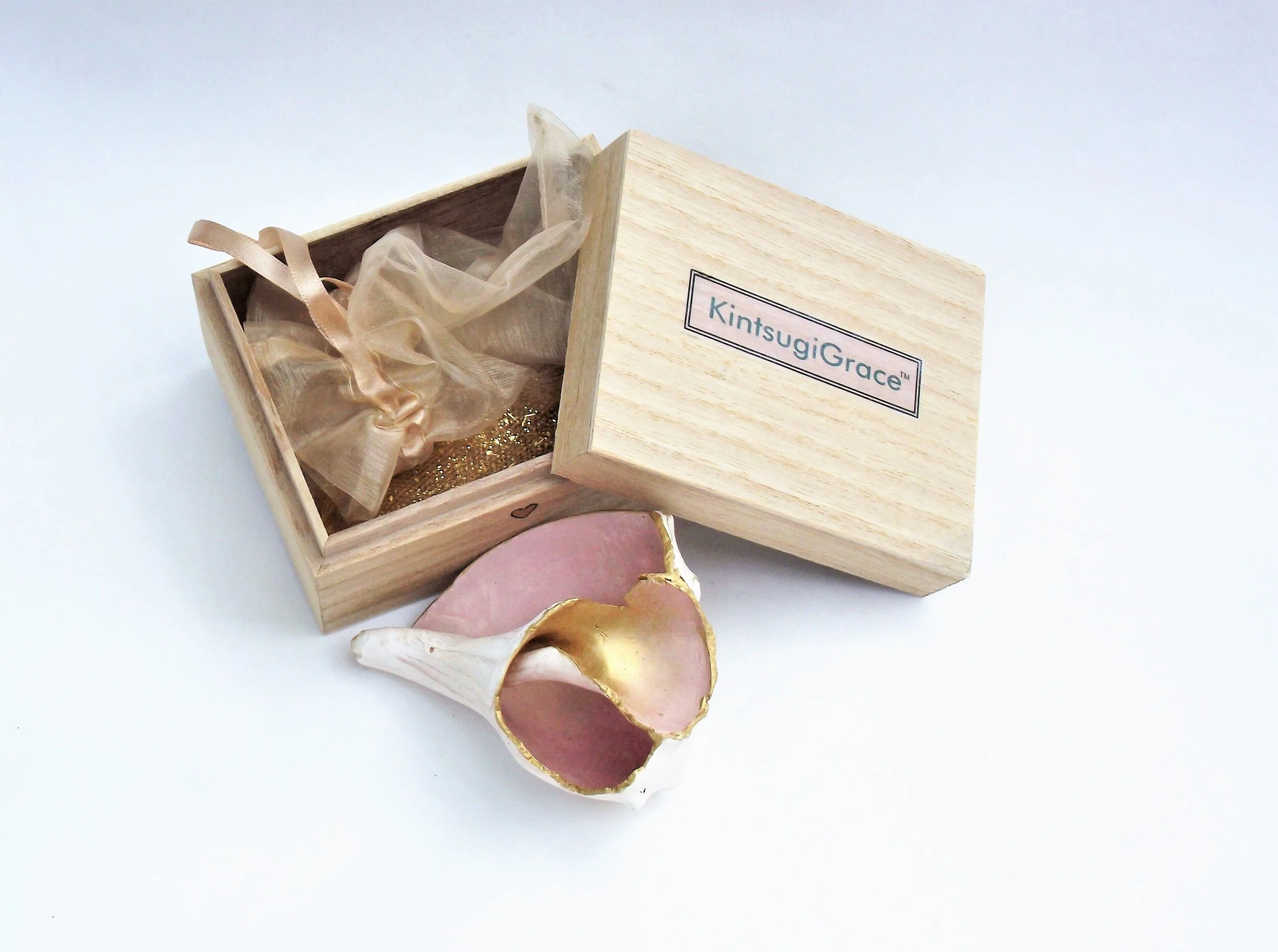 'Gentle Tides-Lily of the Sea' - SOLD- A truly unique art shell inspired by  the Japanese art of Kintsugi and the soft wind and waves of a gentle ocean