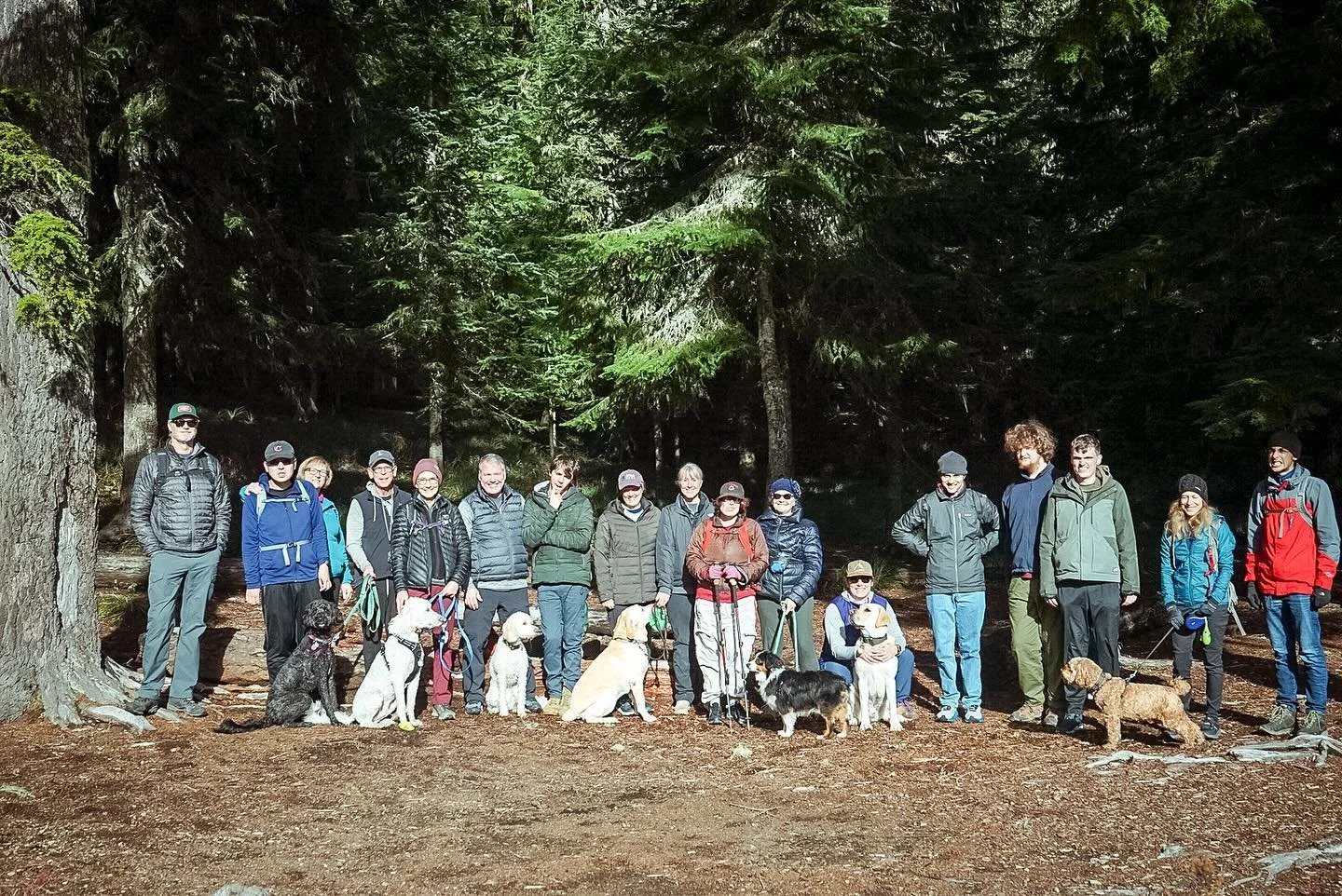 We had such a wonderful time on Saturday at our Family Hike on Mt. Hood! It was an incredible sunny fall day which can be rare in November. Thank you to all who came out and made this day so special!  #adaptiverecreation #adaptivesports  #adaptiveadv
