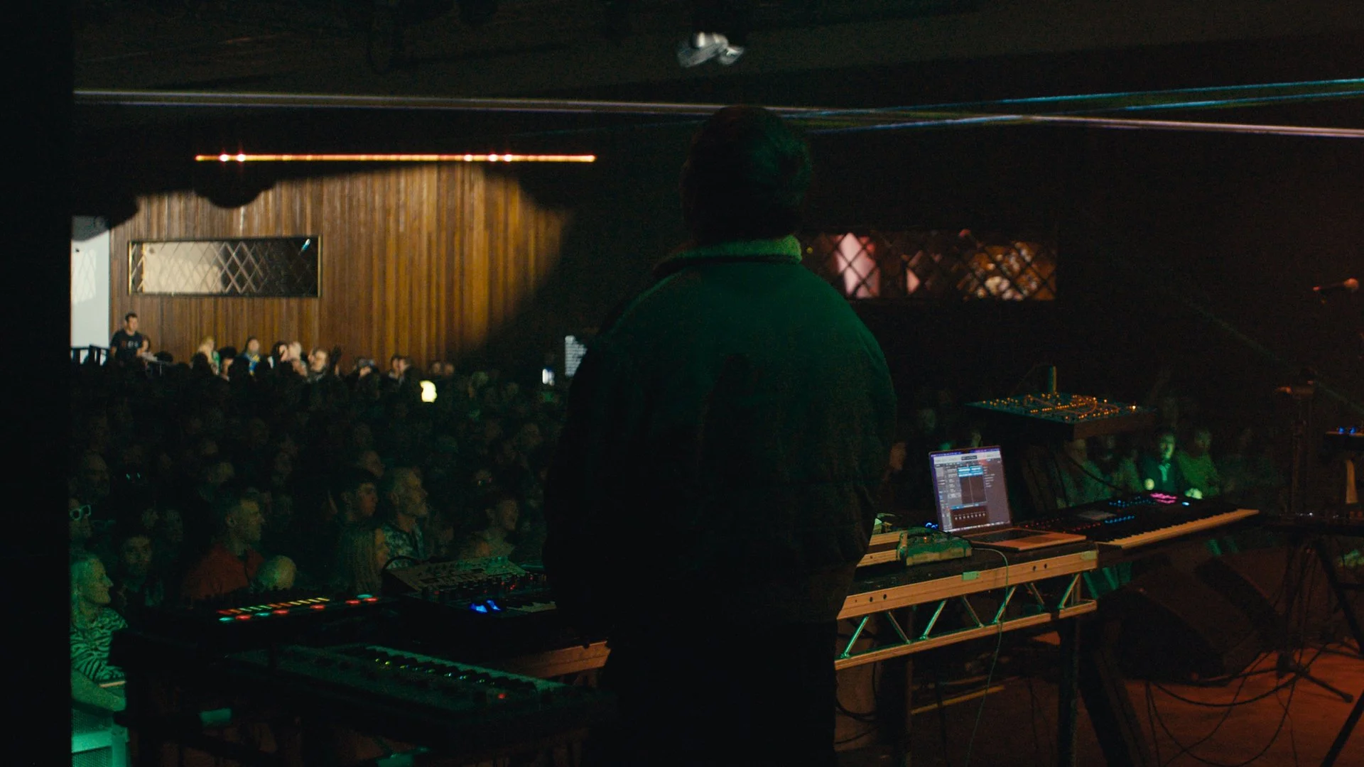 Still 2025-12-16 133000_1.117.1.jpg