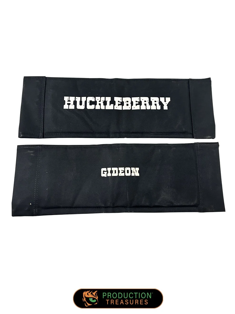 "The Mandalorian" (2019) - Season 1 Moff Gideon (Giancarlo Esposito) set chair back.