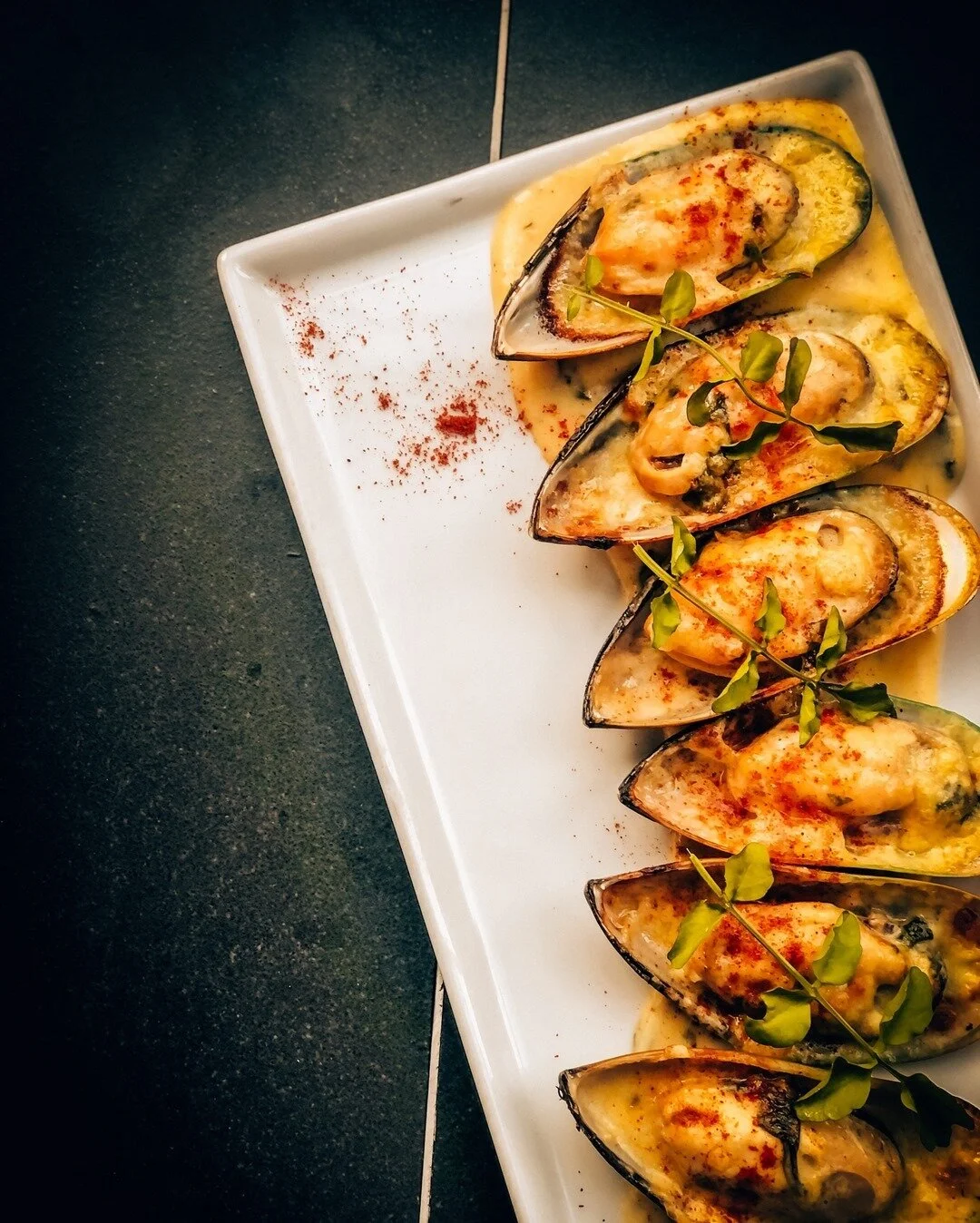 What's the best part about living on a small island surround by ocean?⠀⠀⠀⠀⠀⠀⠀⠀⠀
⠀⠀⠀⠀⠀⠀⠀⠀⠀
Seafood! So much fresh and tasty seafood!⠀⠀⠀⠀⠀⠀⠀⠀⠀
⠀⠀⠀⠀⠀⠀⠀⠀⠀
One of our personal favourites is mussels! There are so many fun ways to enjoy them! ⠀⠀⠀⠀⠀⠀⠀⠀⠀
⠀⠀⠀⠀⠀⠀⠀⠀⠀
On our current menu we are baking them with a spinach roux and they are so creamy and delicious!