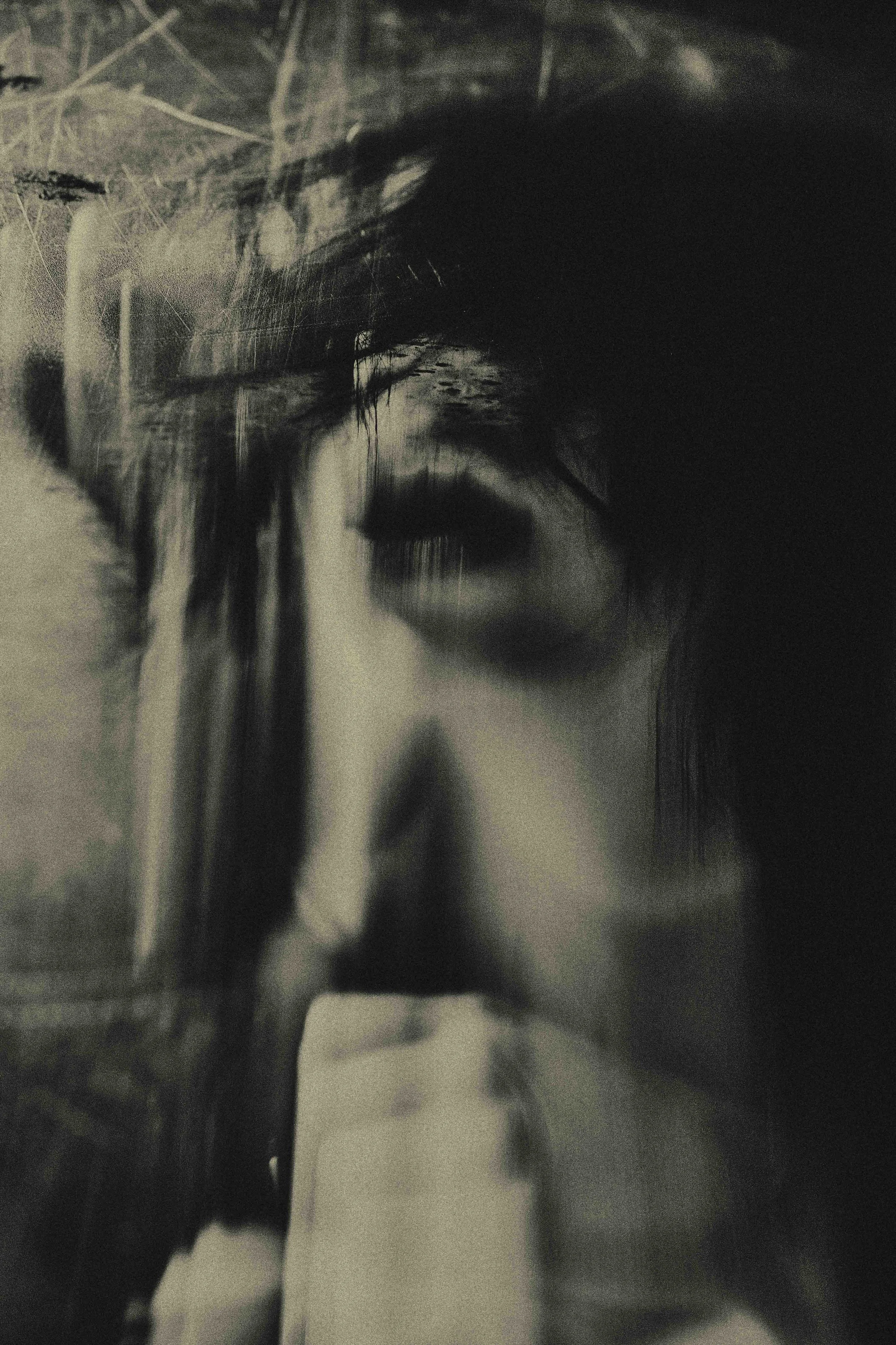 Thomas Calder_Amira_Edits_APR_24-3.jpg