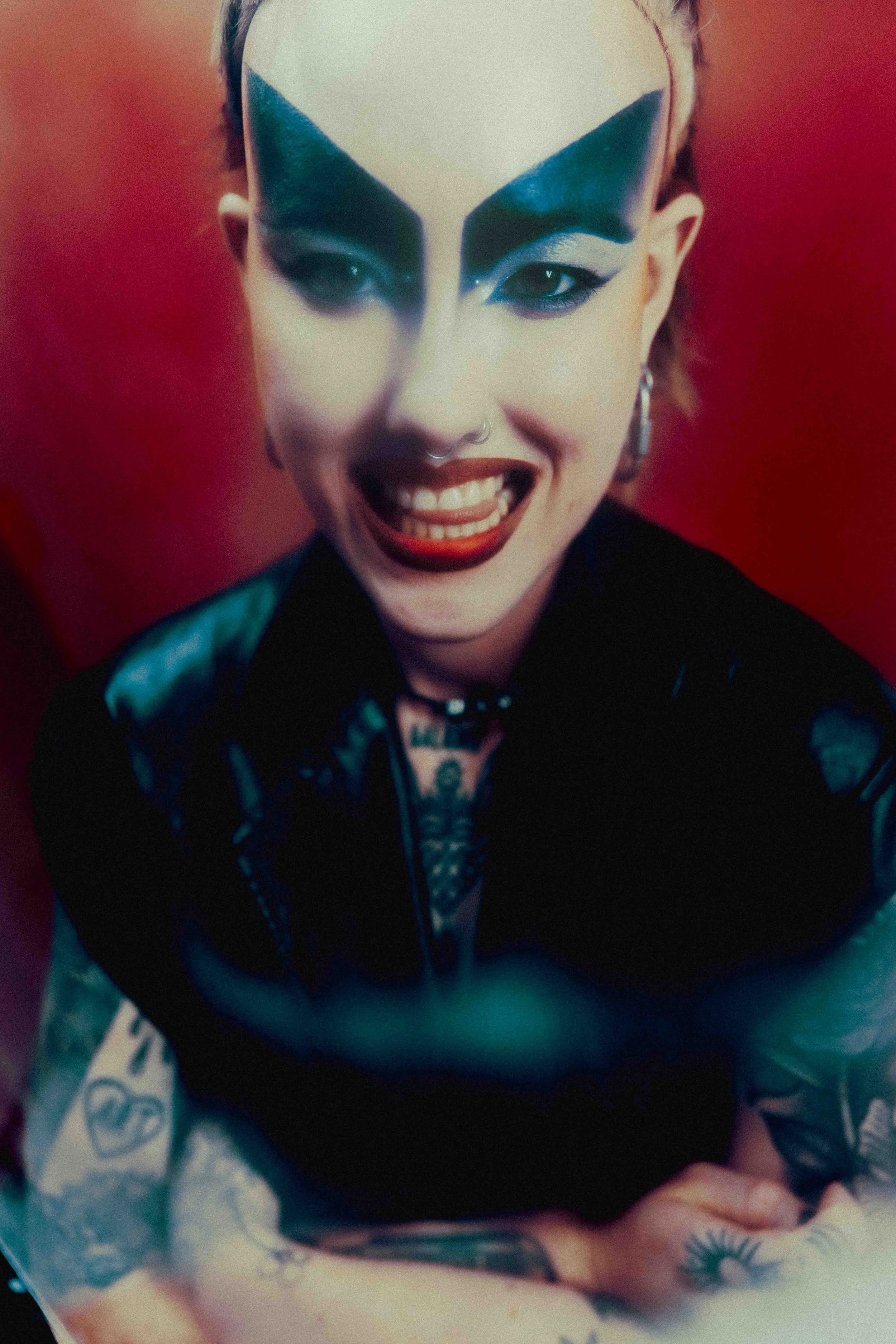 Thomas Calder_TamzenSarahSharni_Aug_23-54.jpg