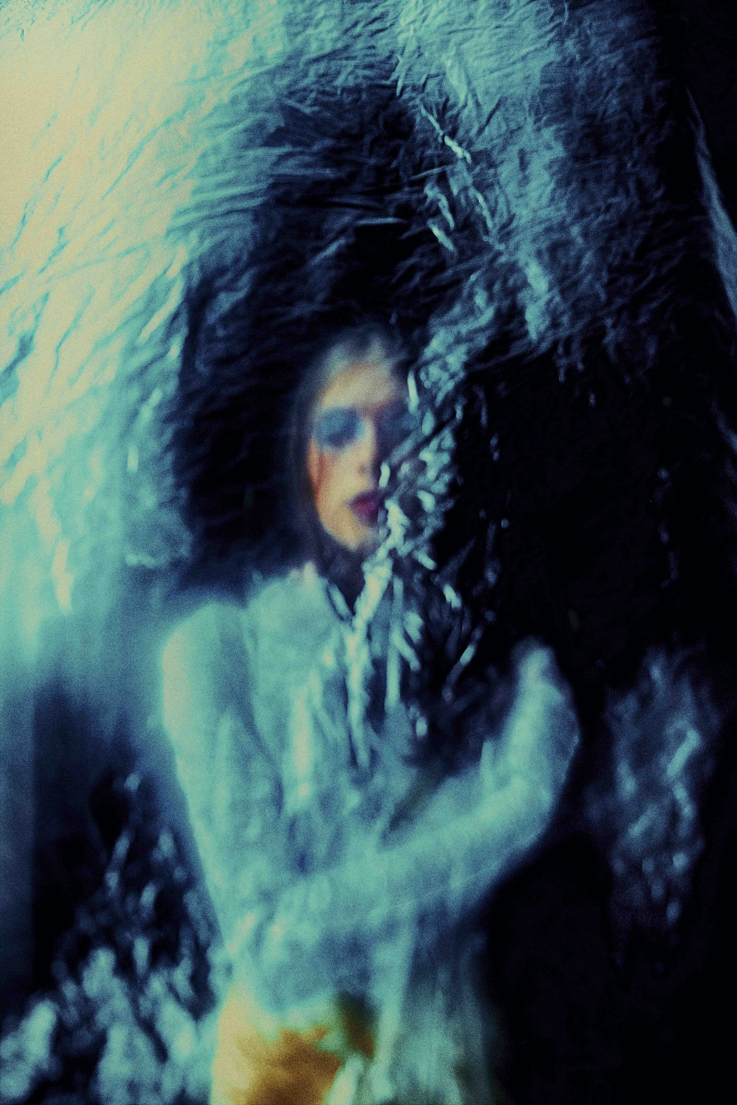 VEIL AND VINEGAR_APR_23_THOMASCALER 11.jpg