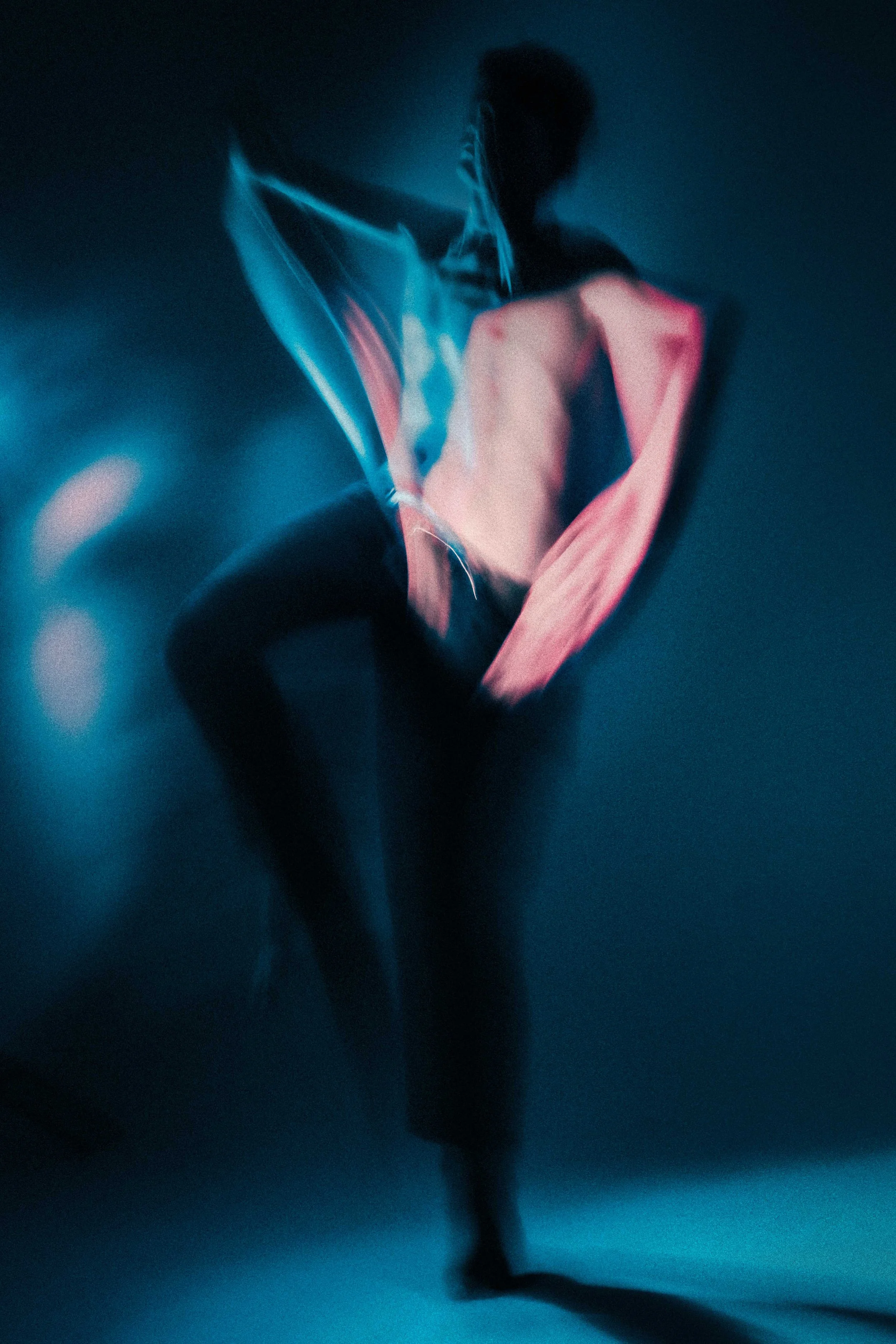 Thomas_Calder_Brisbane_November_2021_Jax_Oliver-4 copy.jpg