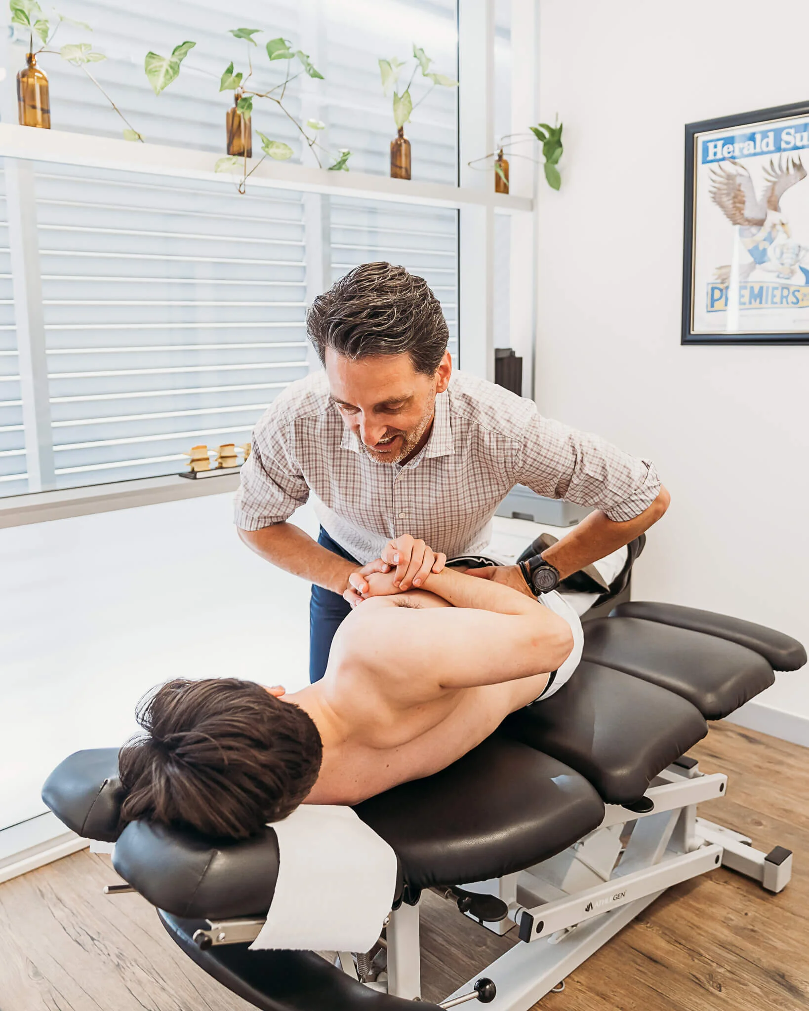 With over 18 years in private practice, Ben Lawrance is an expert in chiropractic manipulation, soft tissue therapy, dry needling acupuncture technique, stretching and strengthening exercises.