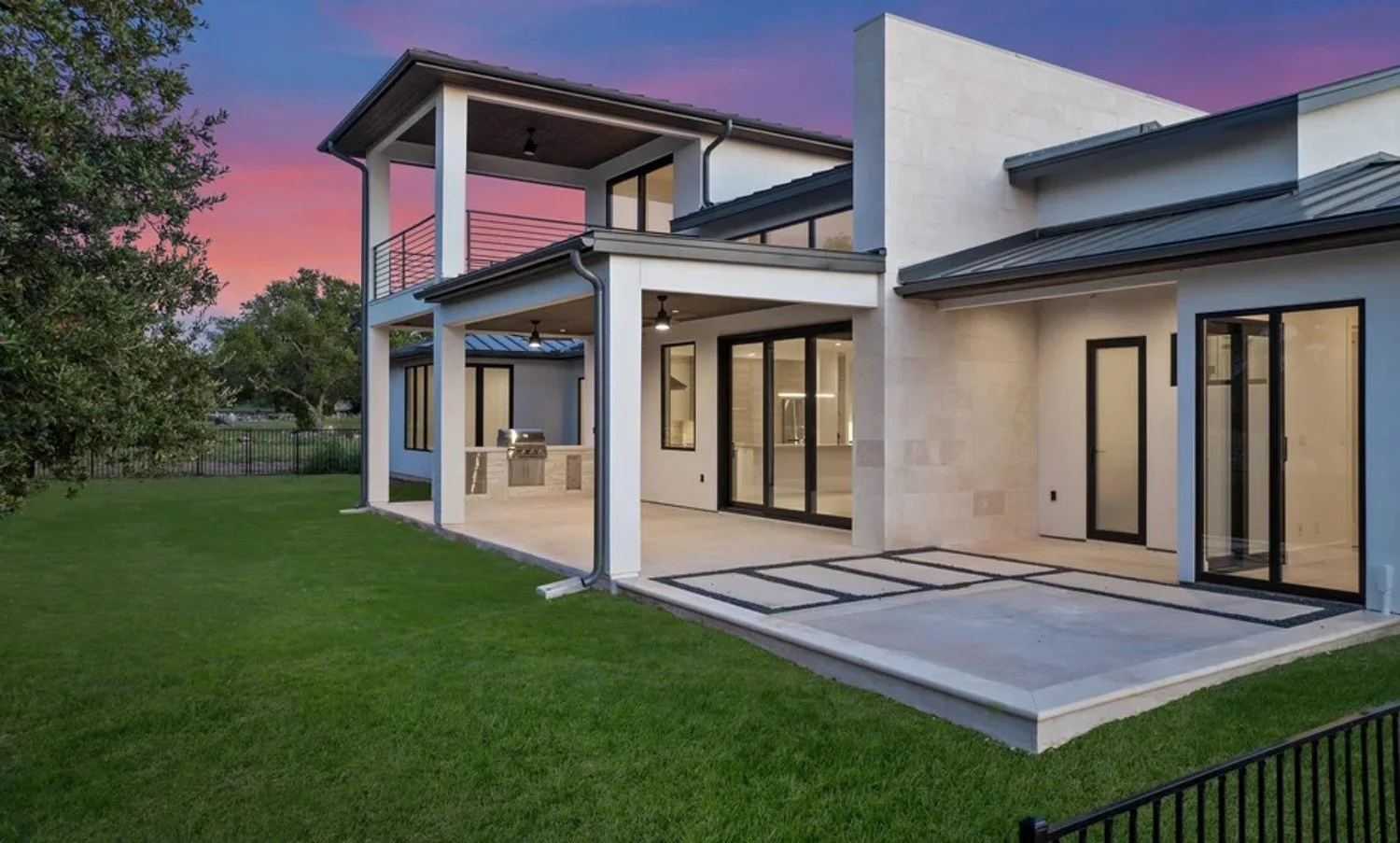 Lot Features That Can Make a Spicewood Property Feel Custom-Home Ready Before Design Starts