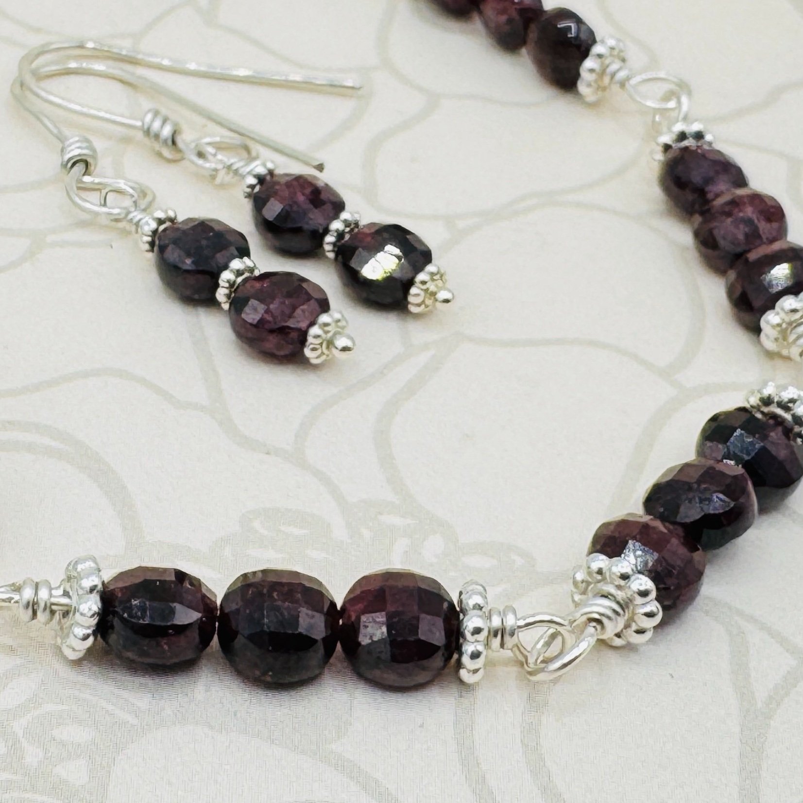 janecka_garnet_gemstone+%281%29.jpg