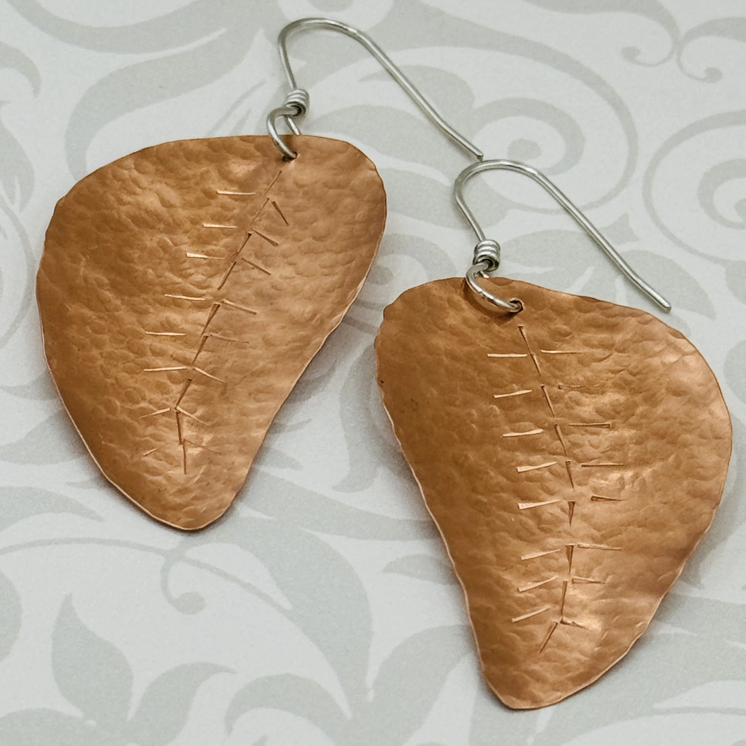janecka_copper_leaf_handmade_earrings (8).JPG