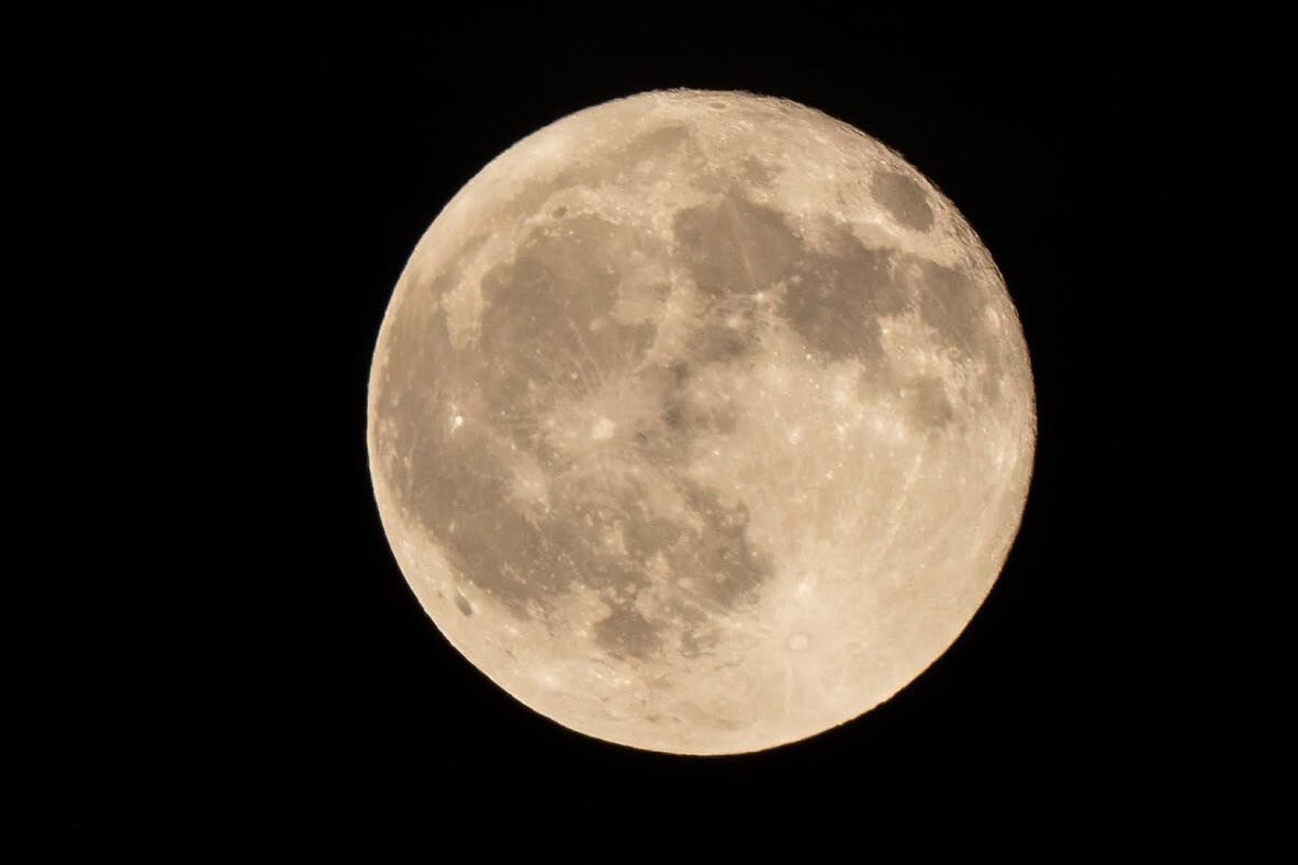 Full moon 5/5 🌙 🌝 #fullmoon #fullmoon🌕 #photographer #photography #photooftheday