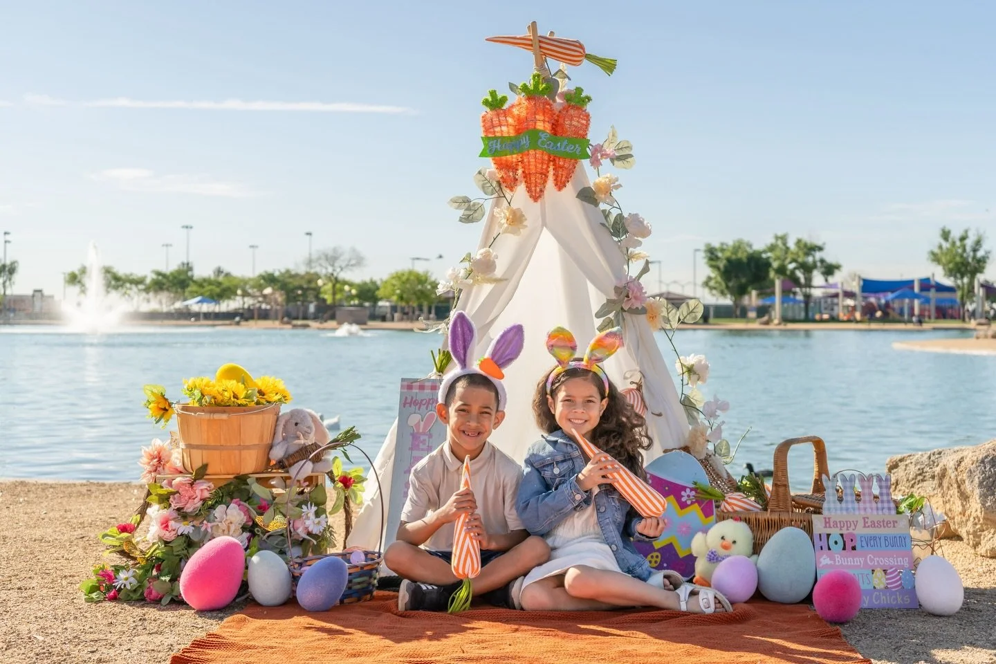 Last few days to book your Easter Minis! 🐣🌷

If you&rsquo;ve been thinking about it, this is your sign 🤍 Spots are almost gone and I&rsquo;d love to capture these spring memories for you and your little ones.

I had to share some of my favorite mo