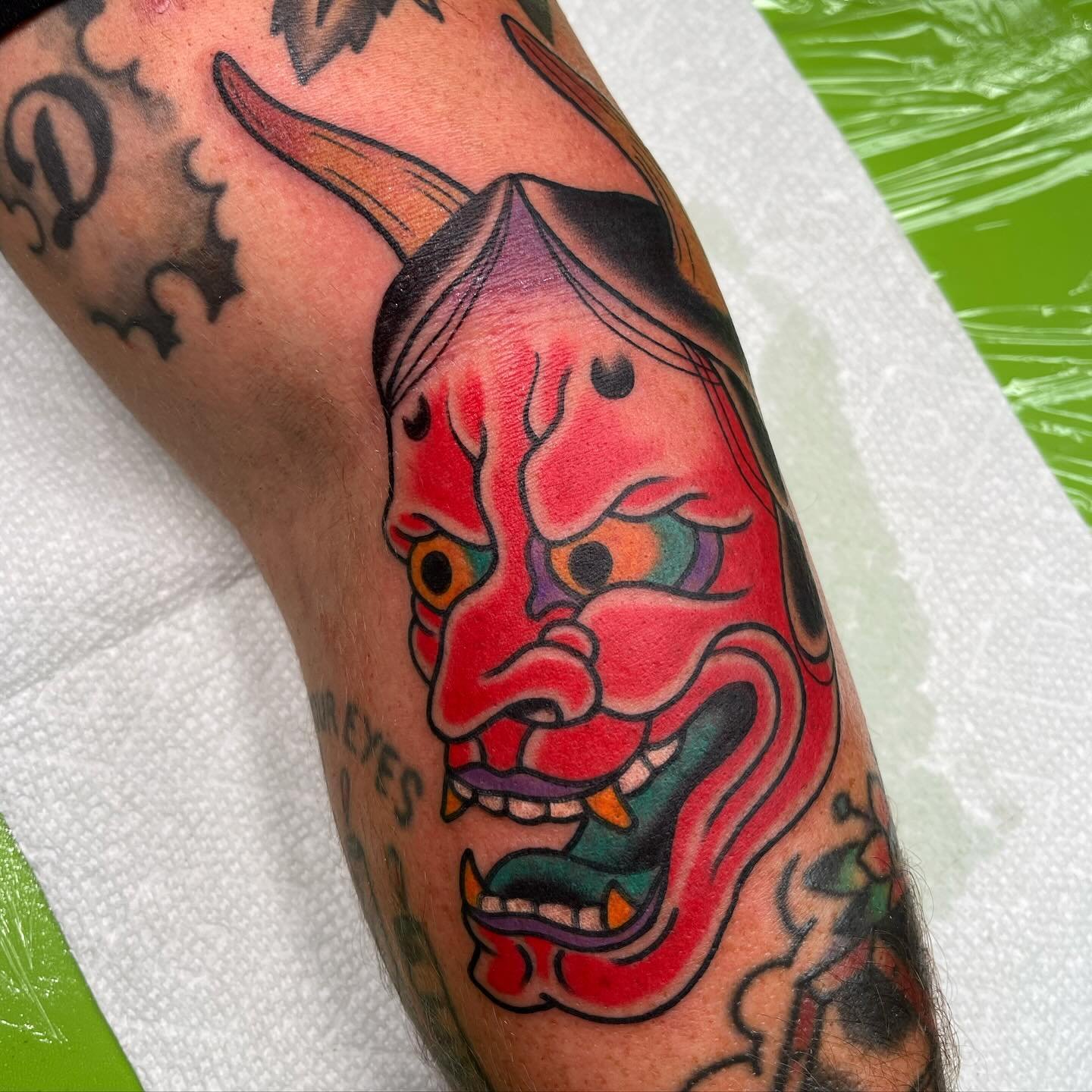 Hannya #bsetzlertattoo #holdfastct @holdfastct #cttattooer #cttattoos #cttattooartist #bold #boldtattoos #art #drawing #ink #inked #colortattoo #color #classic #modern #traditional #tradworkers #connecticut #ccsu #uconn @lineageneedles @blackclaw @pu