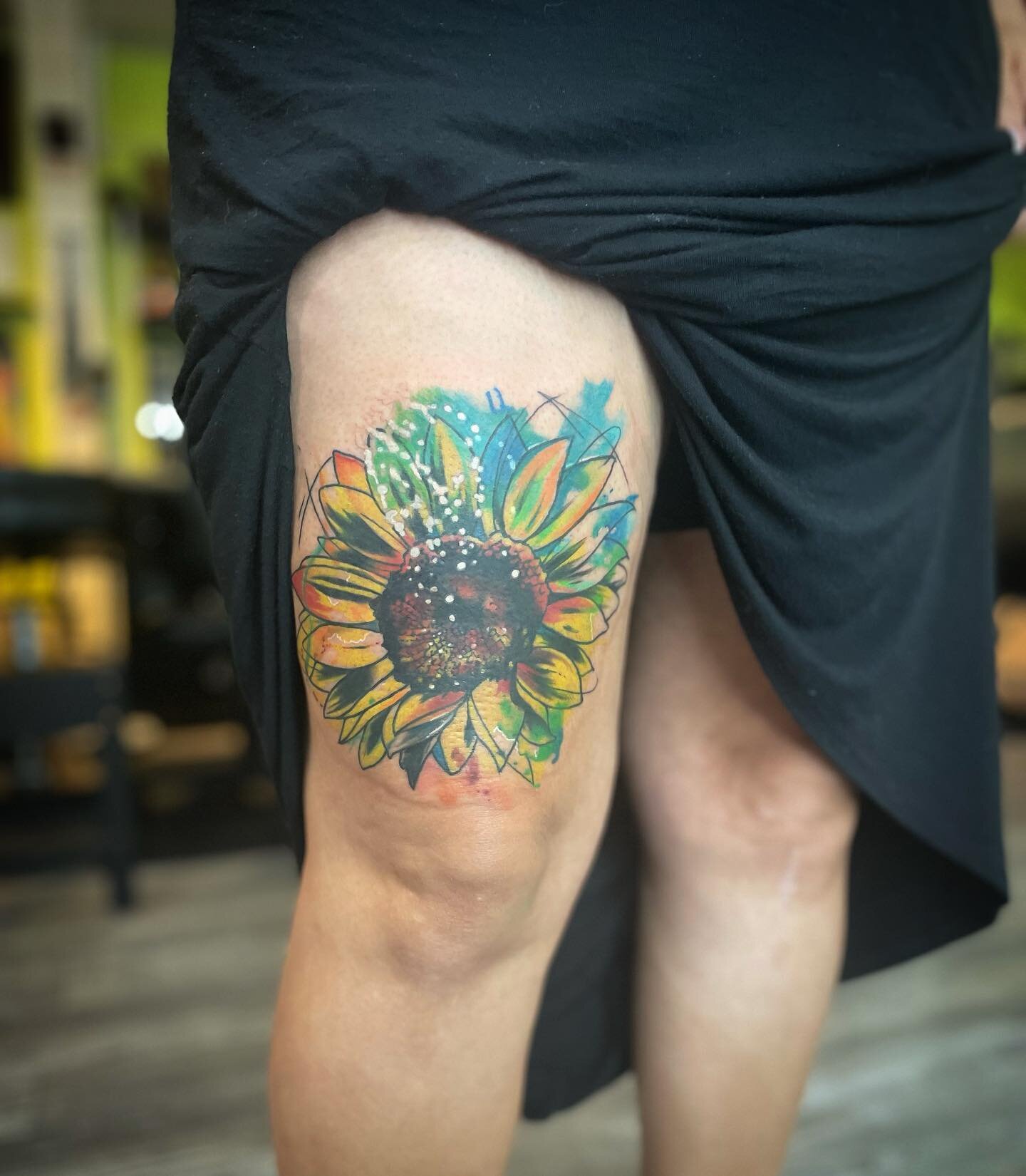 Phase one of a really special piece!! ❤️ 
.
.
.
.
.
#sunflowertattoo #watercolortattoo #flowertattoo #tattoo #sftattooartist #tattooartist #northbeachsf #colortattoo #colortattooartist