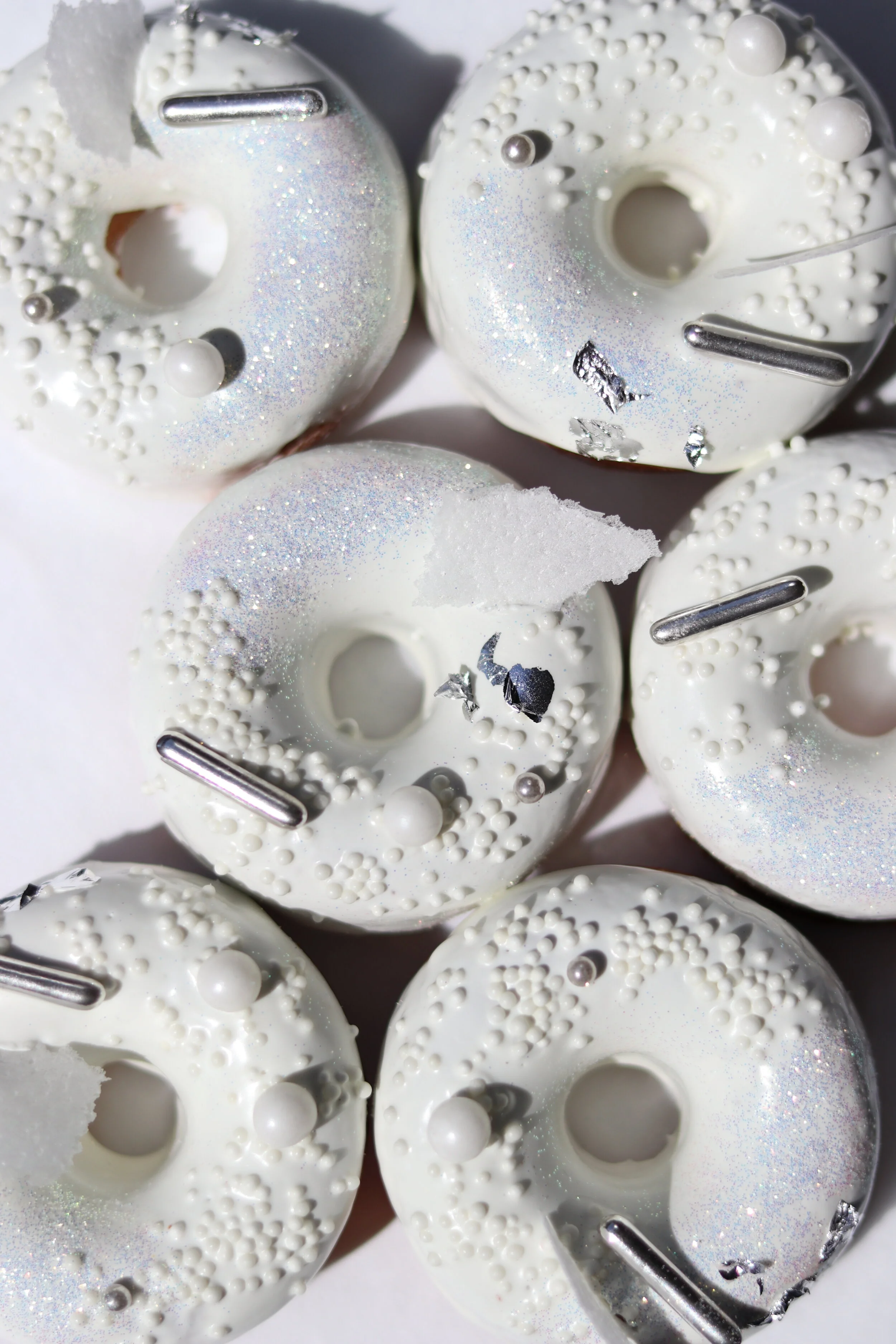 WHITE DONUTS.JPG