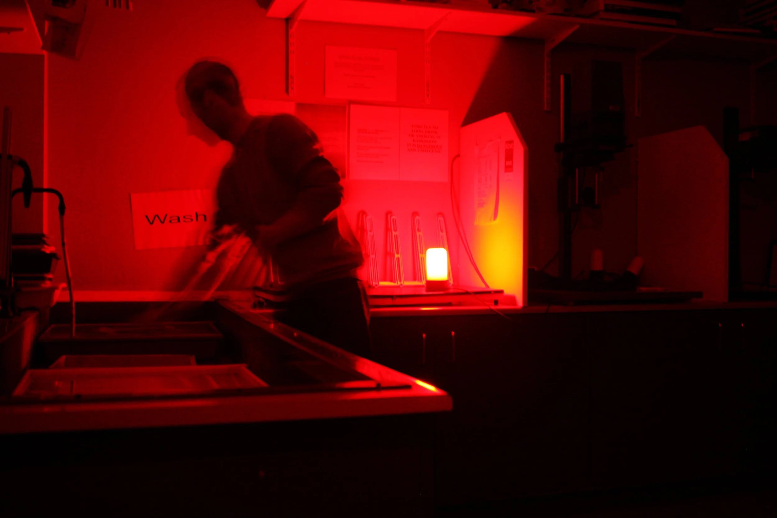 Black & White Darkroom Photography : Monday 7-9pm