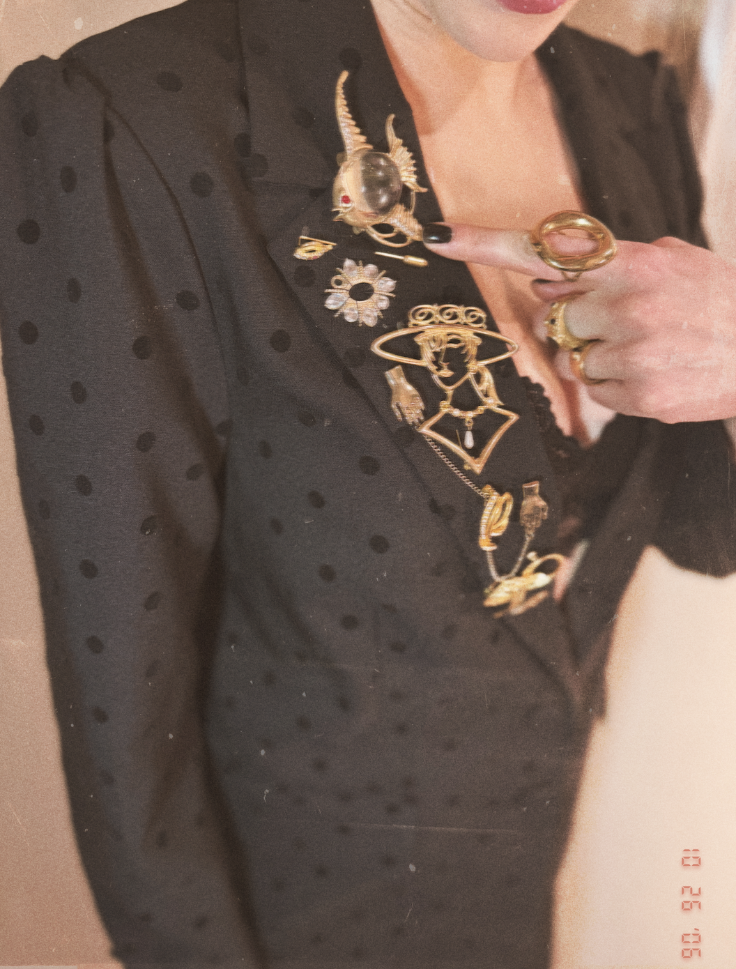 STEVIE MARTIN BROOCH.png
