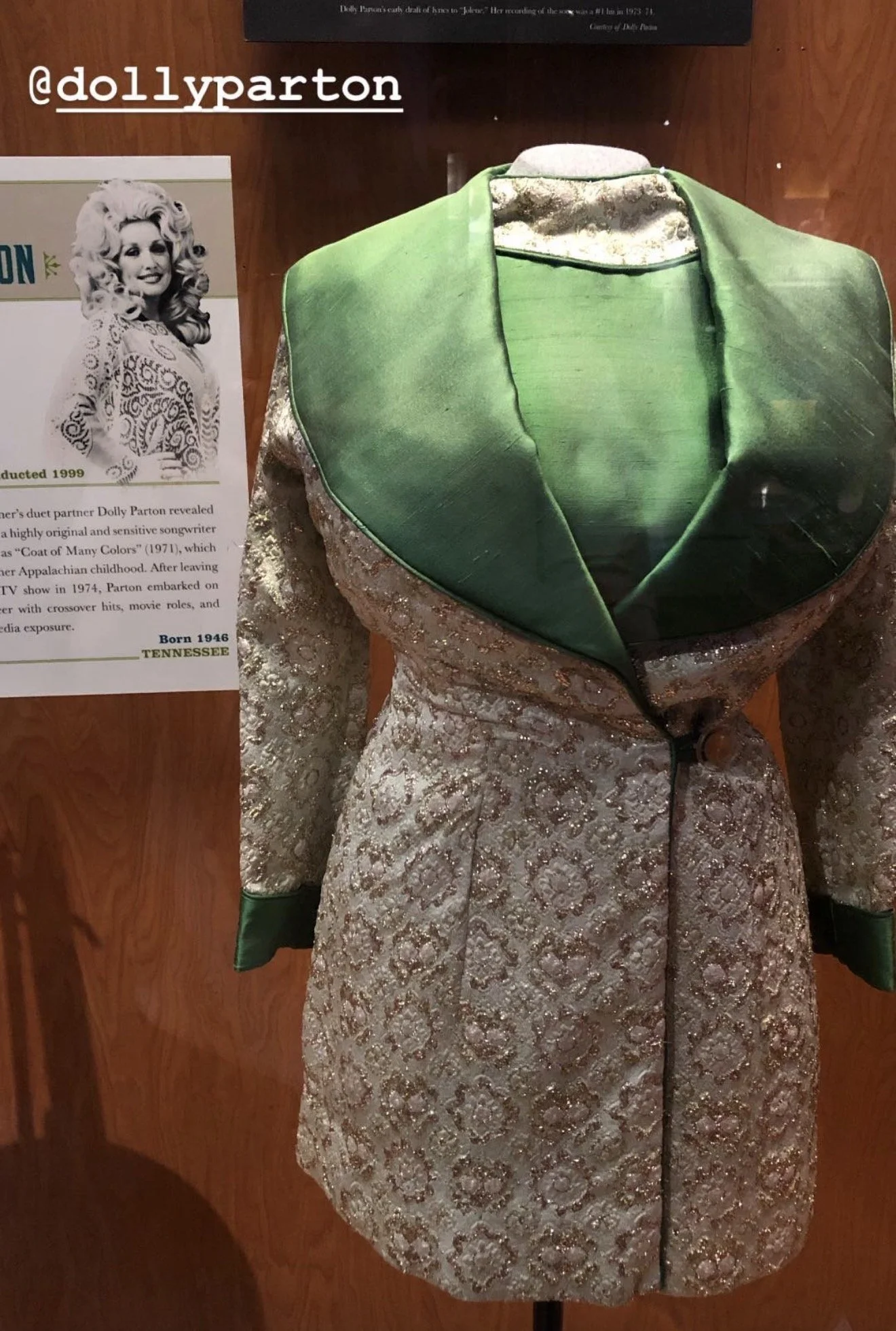 Dolly Parton Early costume.jpg