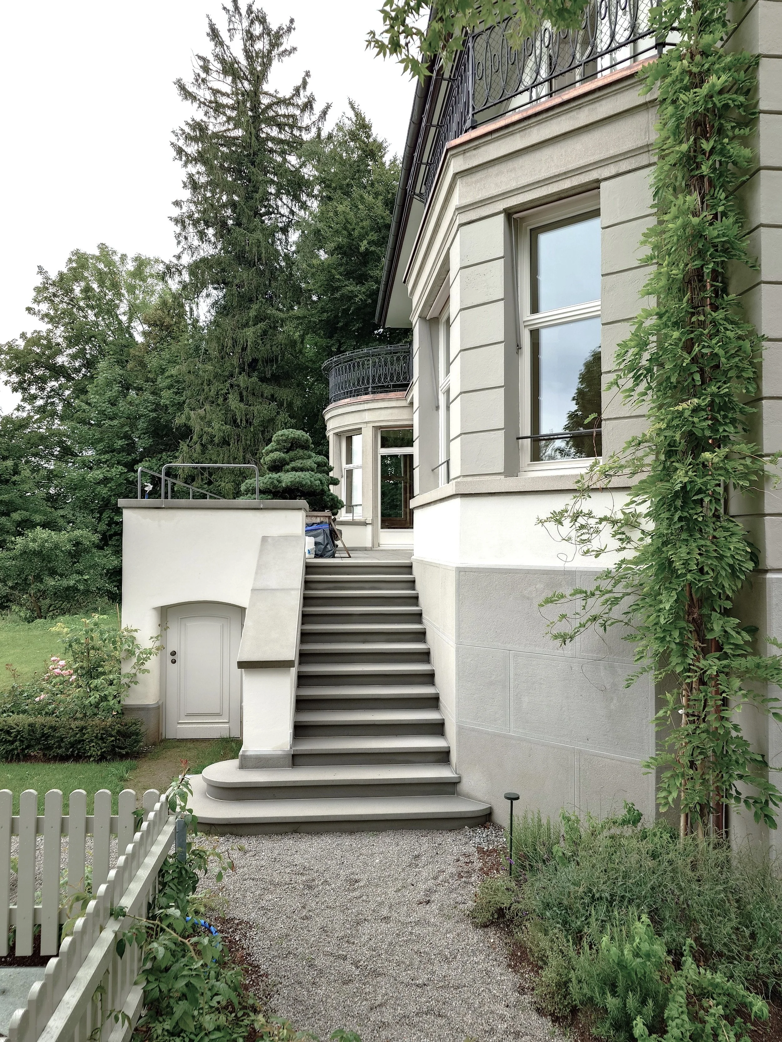 Sarc Spühler Biot Dolder Zürich 4.JPG