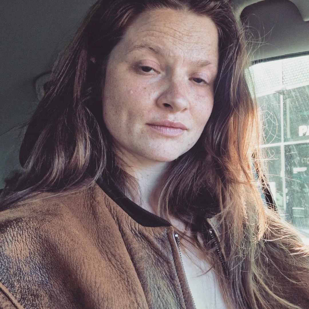 Life in March: half hustling, half sleeping 🌿
"figuring things out" as we go, right?