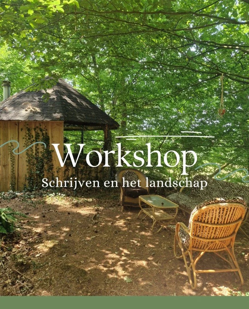 Het landschap zit bomvol verhalen. Daarom geef ik deze zomer een schrijfworkshop in het Veluwse bos achterin de tuin waar ik moestuinier (zie foto!). Kom je meedoen?

🌿 Mensen, dieren en planten hebben allemaal hun eigen beleving van het bos. Bij de