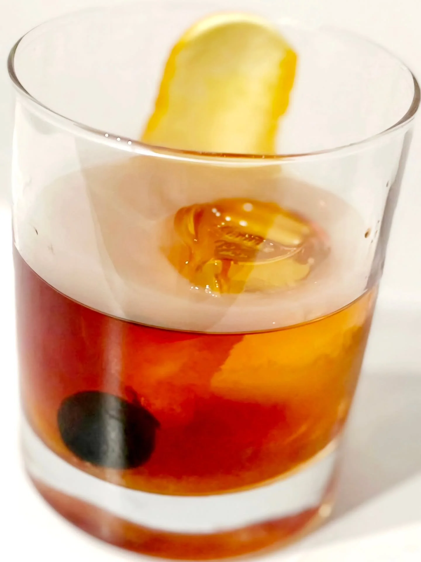 Old Fashioned time here at Luvwoo Bar!