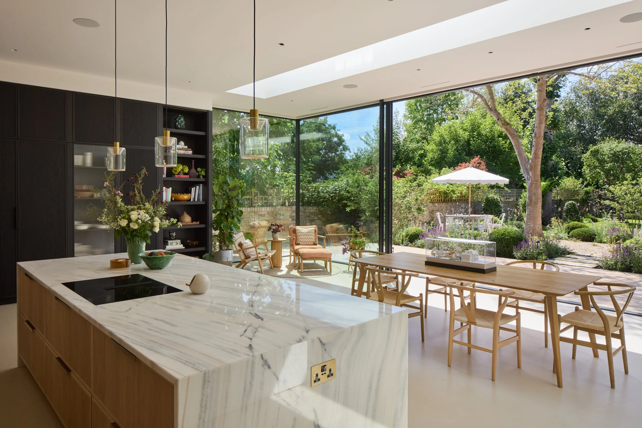 #LondonArchitect #ResidentialArchitecture #RearExtension #HomeExtension #VictorianHouse #SideReturnExtension #ArchitecturalDesign #ContemporaryExtension #UKArchitect