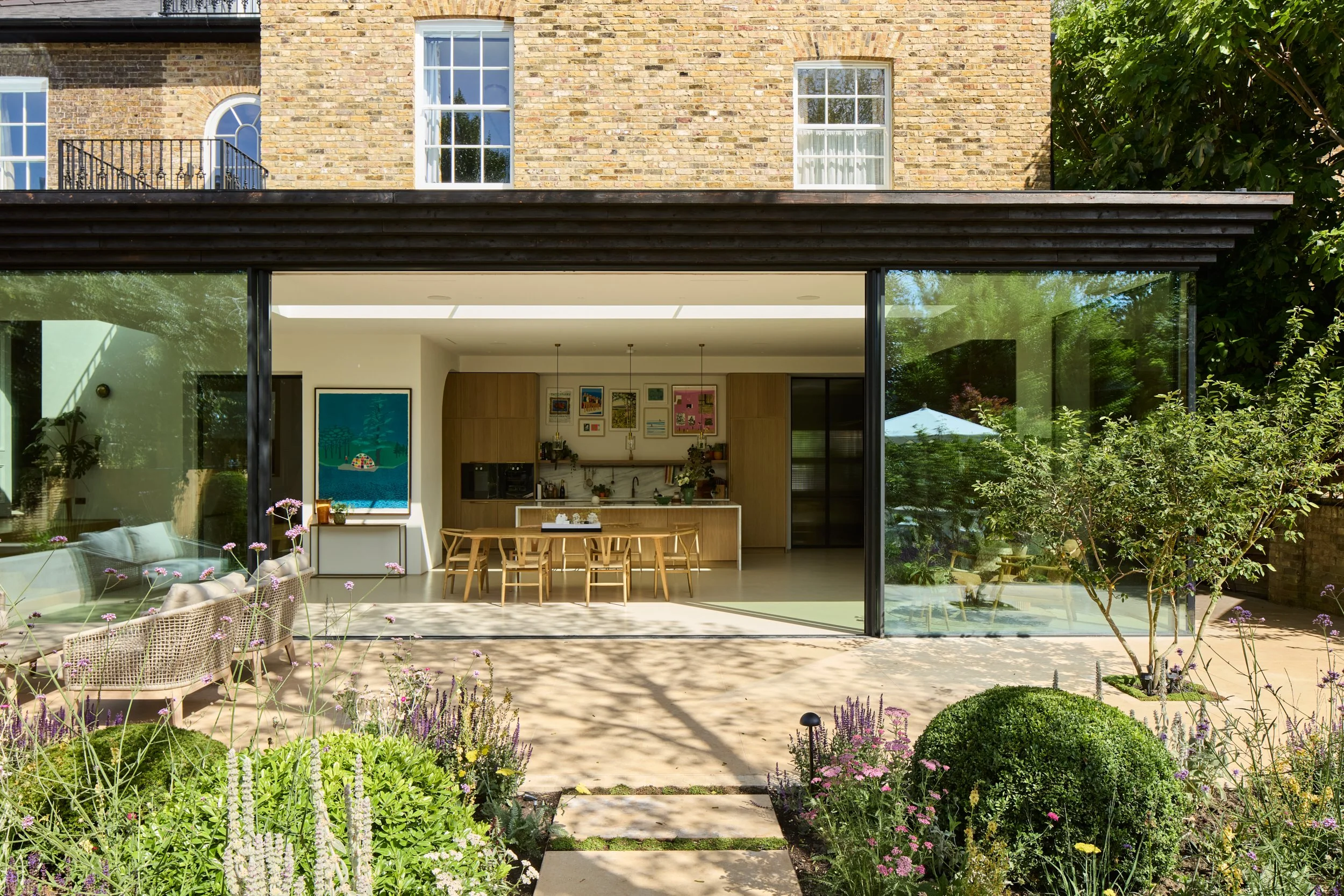 #LondonArchitect #ResidentialArchitecture #RearExtension #HomeExtension #VictorianHouse #SideReturnExtension #ArchitecturalDesign #ContemporaryExtension #UKArchitect