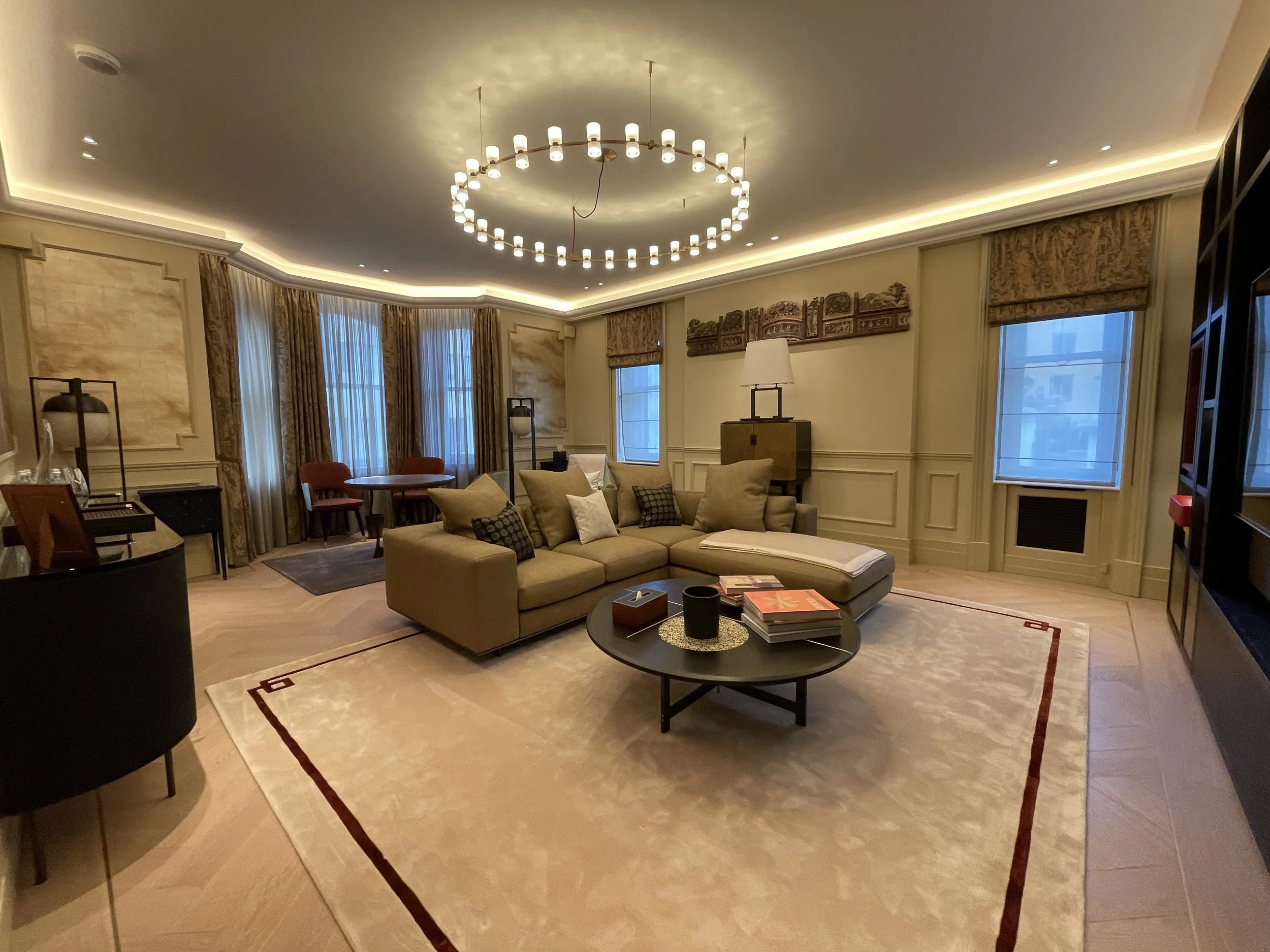 Gallery Detail: Mayfair Penthouse