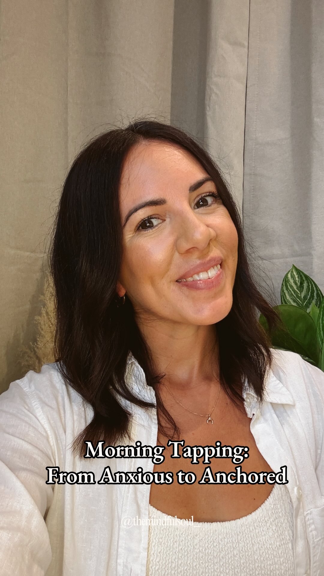 Morning Tapping: Calm your mind, energise your body, reconnect to you.
When your nervous system feels overwhelmed, your body won’t let you step into clarity, power or momentum.
This short tapping sequence helps you ground, focus and re-centre