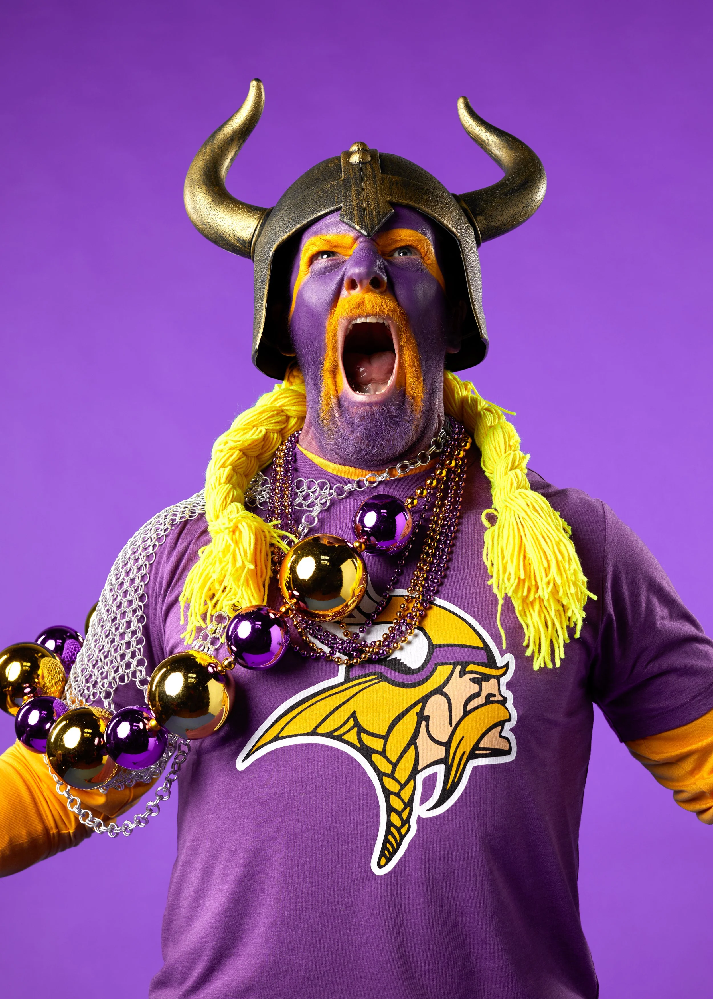 12.16.24-NFL-SUPERFANS-VIKINGS-ED-03.jpg