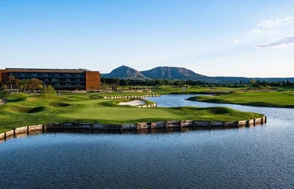 EMPORDA-LINKS774-2.jpg