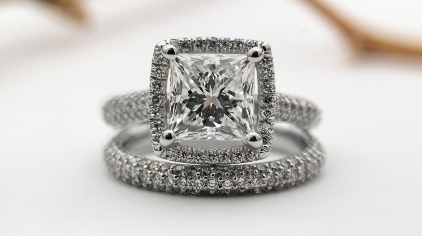 Classic Sterling Silver Ring With S925 CZ Single Diamond Ring For Women And  Girls Perfect For Weddings And Engagements Large Stone With 4 Pins From  Deluxejewelry, $2.02 | DHgate.Com