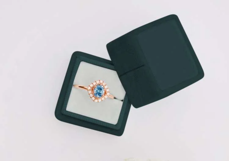 Sunny Eden™ sky blue oval cut diamond ring with one pave