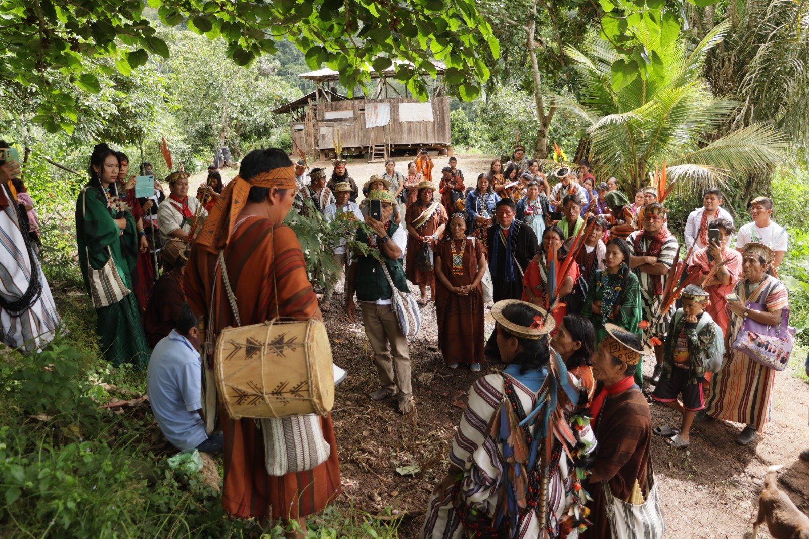  Asháninka leader, Tsitsire Samaniego, shares his opinion about the importance of visiting the sacred sites. 