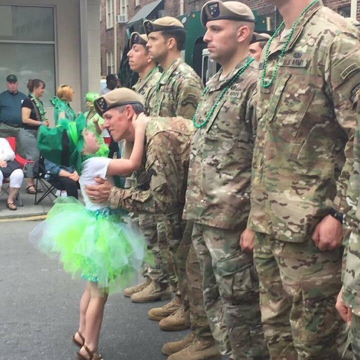 US Army Ranger SFC Christopher Celiz being kissed by his daughter Shannon on a previous #StPatricksDay in #Savannah. Chris was killed during combat in Afghanistan while serving our country on July 12, 2018. We will continue to honor him and be there 