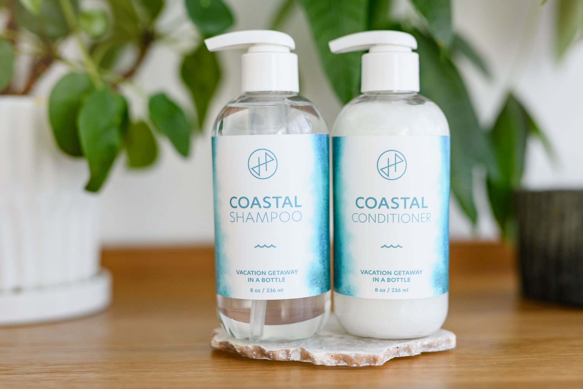 coastal shampoo and conditioner lifestyle.jpg