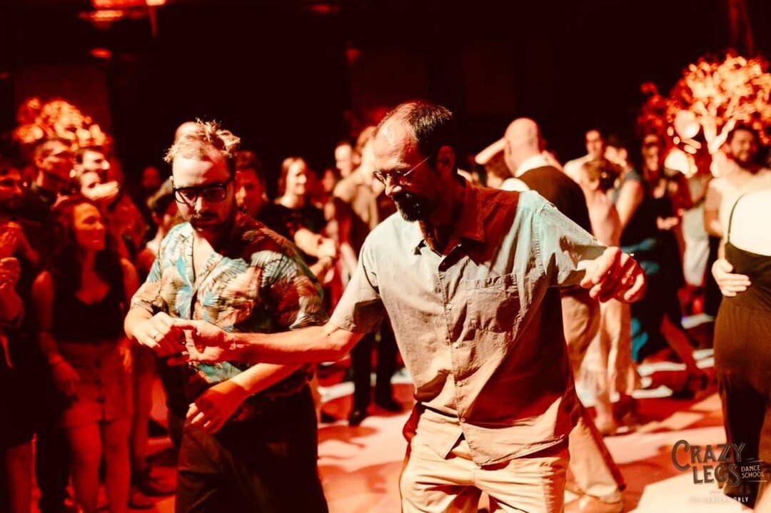 Our Switch Jump-in Weekend is getting closer! 

WHAT IS IT?
A Lindy Hop weekend for dancers who have at least 1 year of Lindy Hop experience AND want to learn to dance the other role. You have been dancing as a leader for at least 1 year and want to 