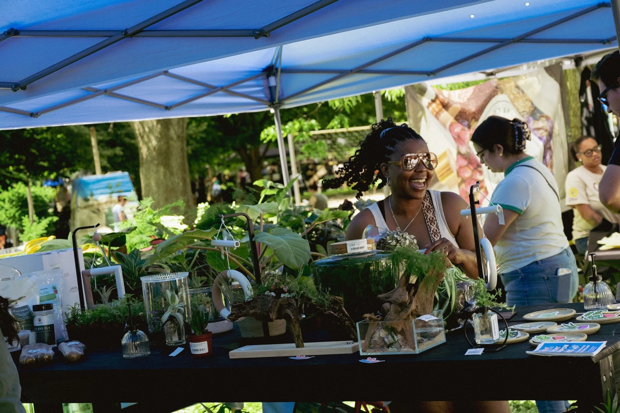 Mega day at Plant Stop, Won't Stop @pswsindy !

This show is tough to beat 🏆 Thanks to Andy and event staff for bringing together a great crowd, great vendors and great food in beautiful Broad Ripple Park.  See you next time!

#indianapolissmallbusi