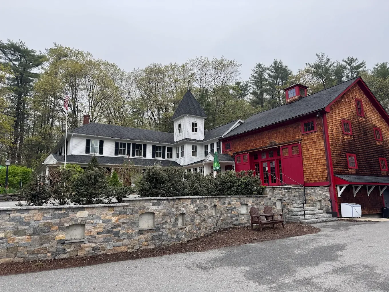 Nan's Kitchen Stow - Location Exterior