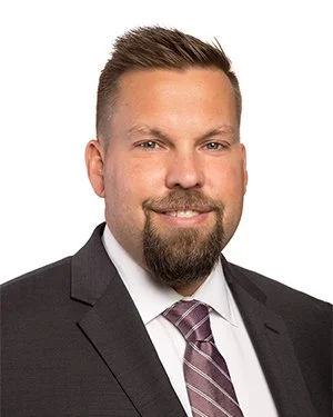 Jay Brummels Headshot pic.jpg