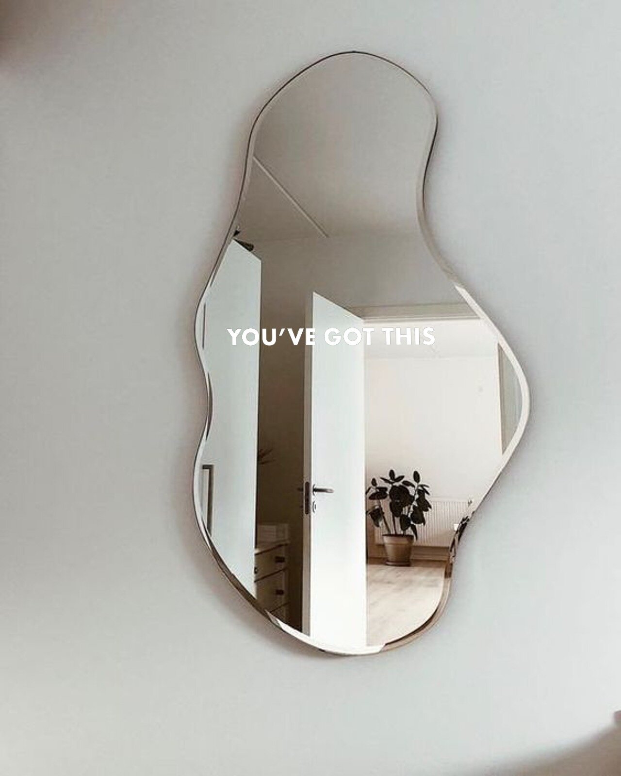 smartmockups_ktnj33mx.jpg