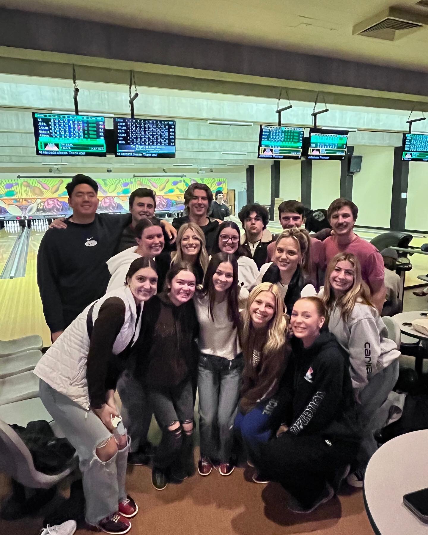We had SO MUCH fun bowling last week! And we&rsquo;re so excited for our first meeting of this quarter at Active Church TONIGHT, at 8 pm!!! Bring a friend, come hang with us, we can&rsquo;t wait to see all of you there :) DM us if you need a ride!