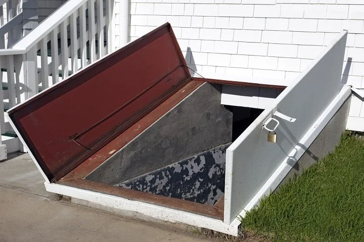 Ideas of Using Garage Shelter in Multiple Ways